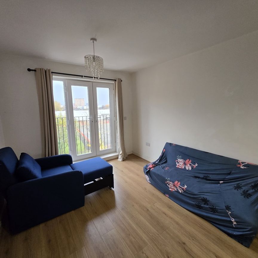 2 Bed Flat, East Union Street, M16 - Photo 1