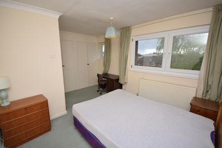 2 bedroom maisonette to rent - Photo 3