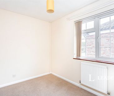 3 bedroom house to rent Station Road, Burgess Hill, West Sussex, RH15 - Photo 3