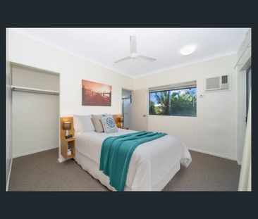 Modern Unit in Prime South Townsville Location - Photo 1