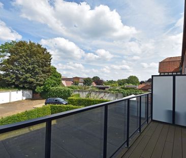 Instapklaar appartement te huur met terras nabij het centrum van Eeklo! - Foto 1