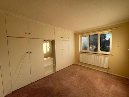 3 bedroom semi-detached house to rent - Photo 4