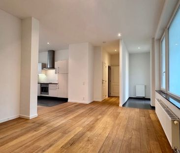 Appartement te huur - Photo 1