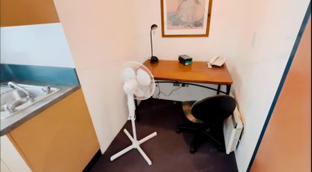 Studio-3086 - Photo 2