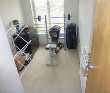 Wherstead Road, Ipswich - Photo 1