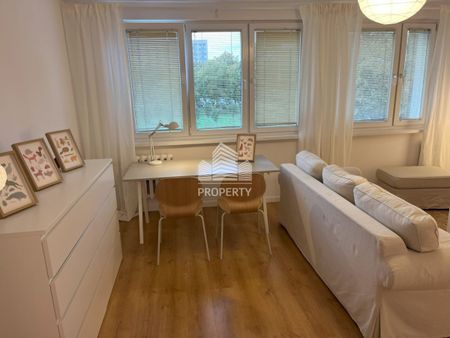 Jasna kawalerka po remoncie, blisko tramwaj i SKM - Zdjęcie 4