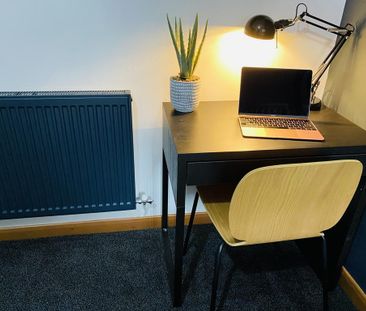 4 bedroom terraced house to rent - Photo 4