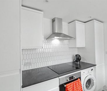 7 bedroom house share to rent - Photo 3