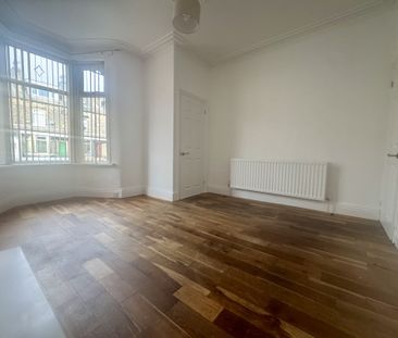 Lister Avenue, Bradford - Photo 6