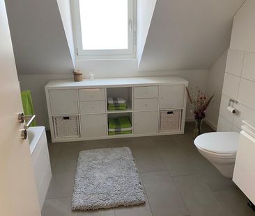 APPARTEMENT 31/2 PIÈCES À EMBRACH (ZH), MEUBLÉ, TEMPORAIRE - Foto 2