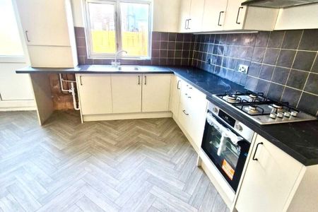 Conway Street - Photo 5