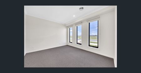 Perfect Family Home In Heart Of Wallan! - Photo 3