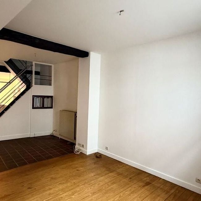 Appartement te huur in Antwerpen voor € 1.395 met 2 slaapkamers - Photo 1