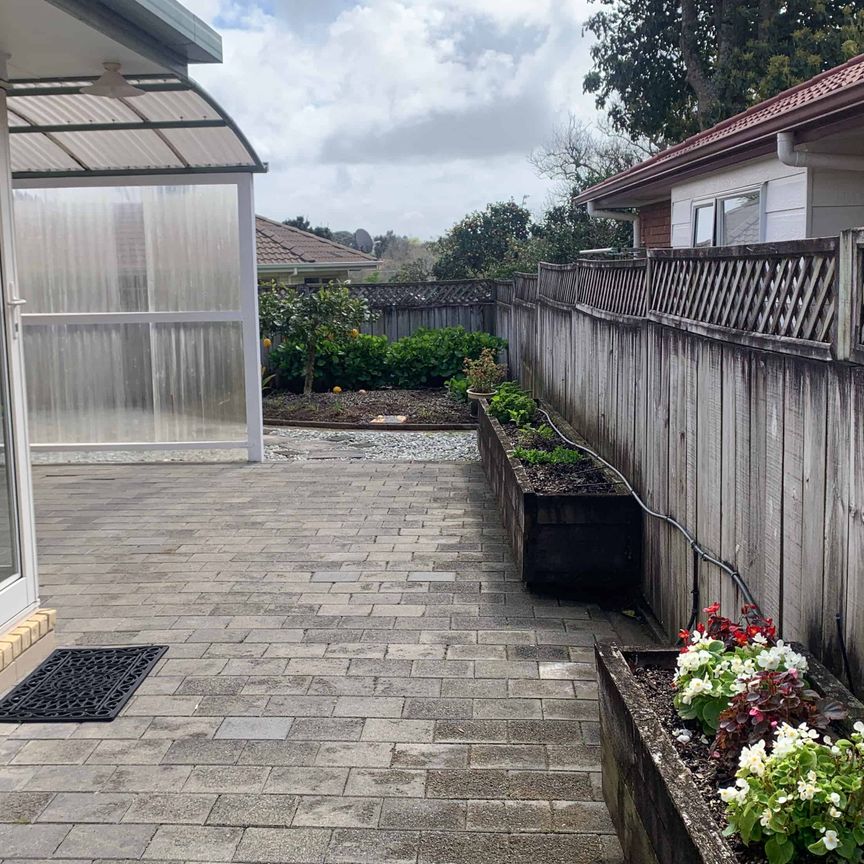 WHEN ONLY THE BEST WILL DO - SUPER SIZED STANDALONE HOME - PUKEKOHE - Photo 1