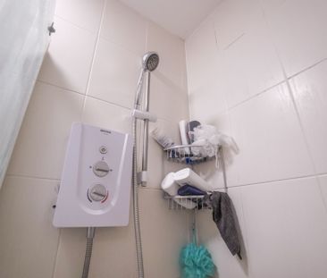 3 Bedroom Flat To Rent in Lansdowne - £1,350 pcm Tenancy Info - Photo 6