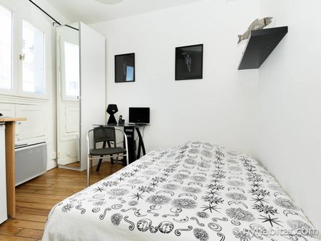 Logement à Paris, Location meublée - Photo 2