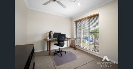 Gorgeous Plantation Home! - Photo 3