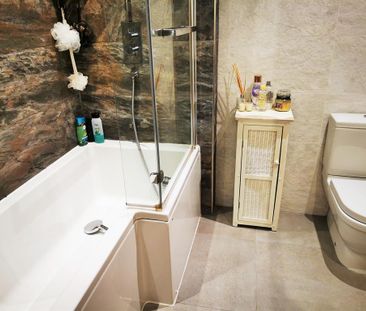 1 bedroom in a house share to rent - Photo 6