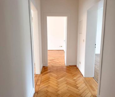 Frisch renovierte 3-Zimmer-Wohnung in gepflegtem 4-Parteienhaus in ... - Photo 1