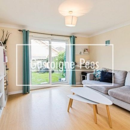 Beggarwood, RG22 - Photo 1