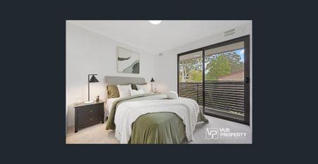 Spacious 3-Bedroom Townhouse, A/C, Tandem Garage - Photo 4