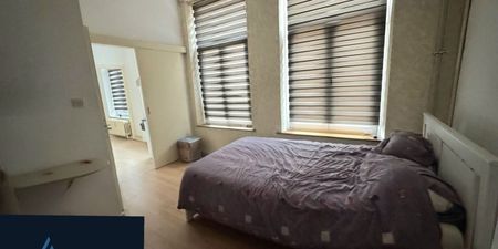 Appartement te huur in Châtelet voor € 660 met 1 slaapkamer - Photo 4