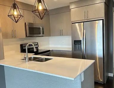 TOP FLOOR ONE BEDROOM + DEN - UNFURNISHED | 6405 - 302 Skyview Ranch Drive, Calgary - Photo 1