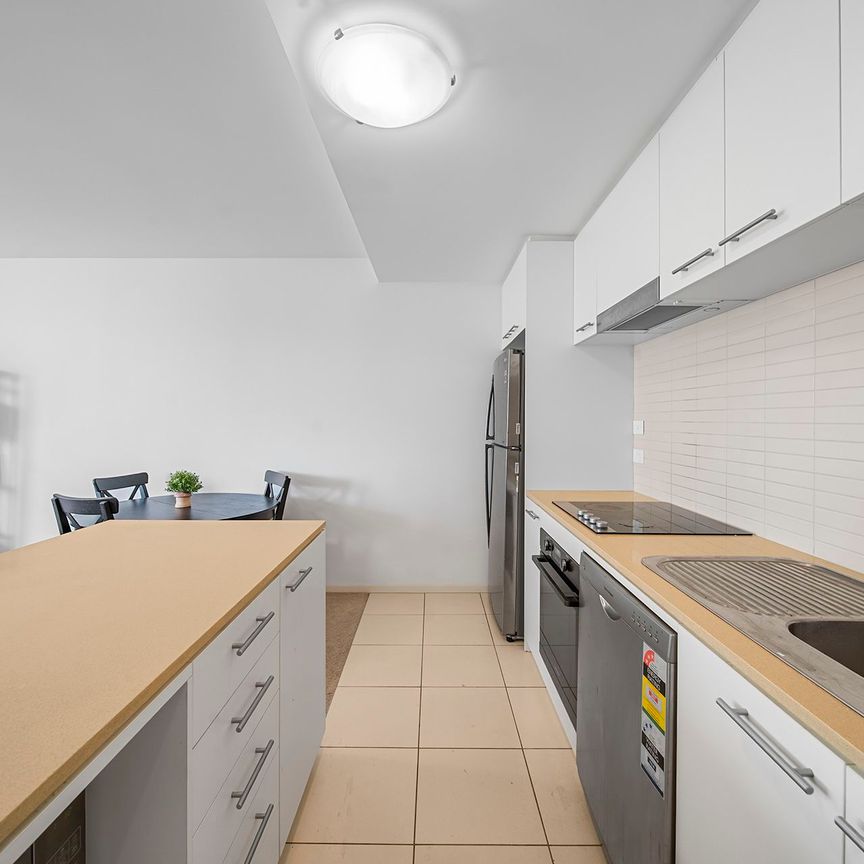 10/68 College Street, Belconnen - Photo 1