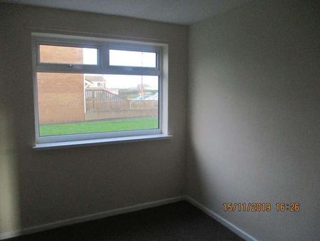 Holystone Avenue, Blyth, NE24 - Photo 2