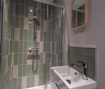 Room 1, 26 Thorndyke Street, Belfast, BT5 4QB - Photo 6