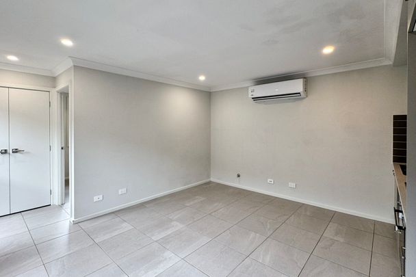 "Low-maintenance Living" - Photo 1