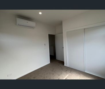1/34 Storey Road, Reservoir, Vic 3073 - Photo 6