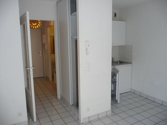 STUDIO PROCHE FACULTES – SECTEUR SALINS - Photo 1