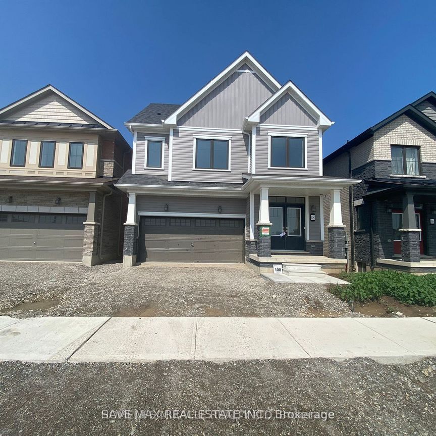 Detached Home For Lease | X8144848 - Photo 2