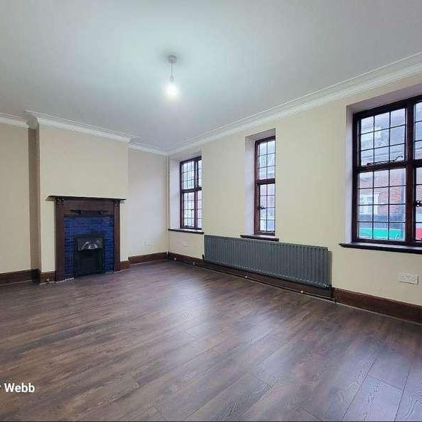 Green Lanes, Palmers Green, N13 - Photo 1