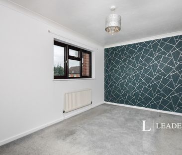 3 bedroom house to rent Hadlow Avenue, Eastbourne, BN23 - Photo 2