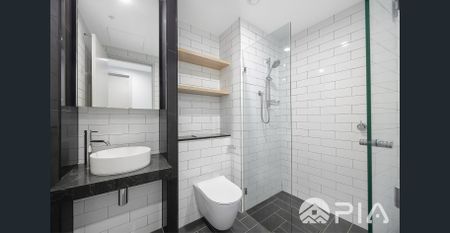 Spacious 3-Bedroom, 2-Bathroom Apartment with Double Parking - Photo 4