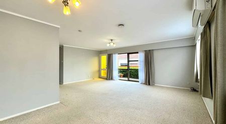 Farm Cove, 3 bedrooms - Photo 2