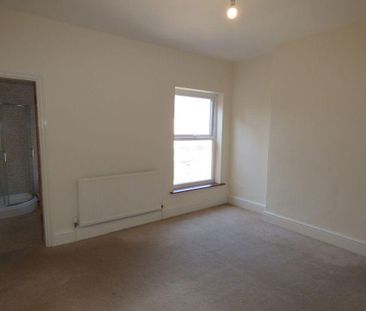 2 bedroom semi-detached house to rent - Photo 5