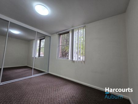 Warm & Cosy 2-Bedroom Unit FOR LEASE in Prime Auburn Location - Photo 2