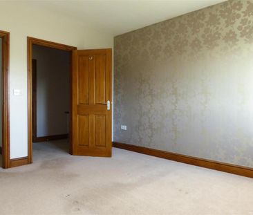 4 bedroom property to rent - Photo 4