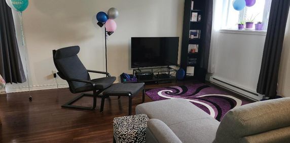 Un grand et lumineux logement 4 1/2 - Photo 2