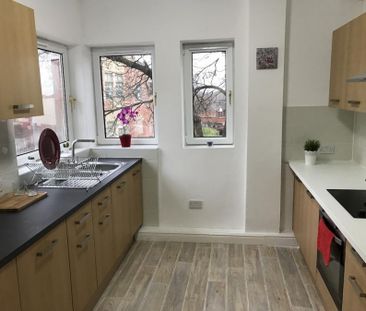 1 bedroom in a house share to rent - Photo 4