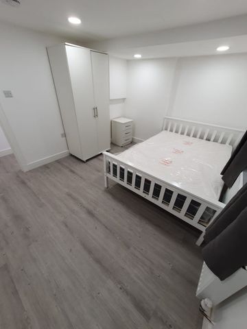 2 Bed Flat, Queens Drive, N4 - Photo 5