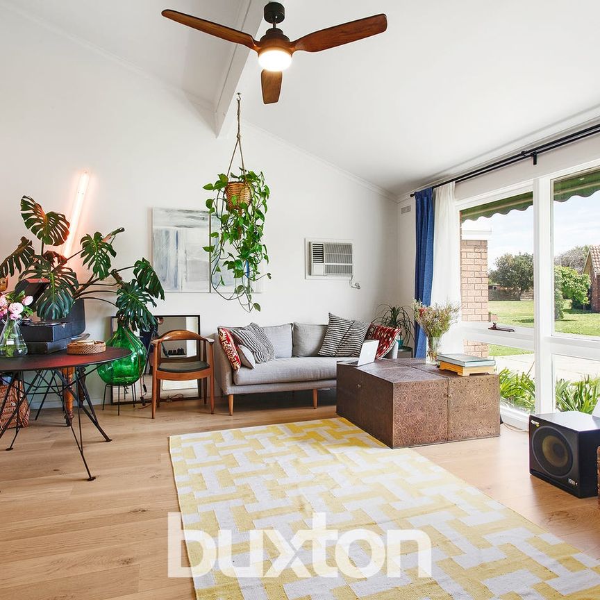 BAYSIDE LIVING - Photo 1