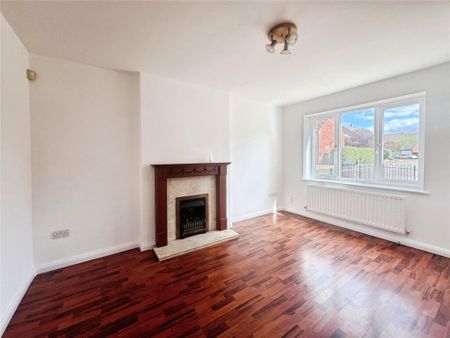 2 bedroom end of terrace house to rent - Photo 2