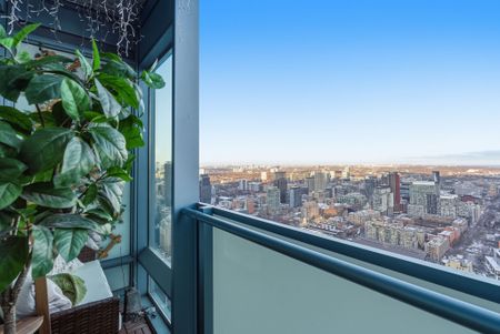 For Lease - 8 The Esplanade Street Unit# 5210, Toronto, Ontario - Photo 4