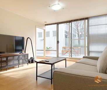 West Melbourne - Photo 1