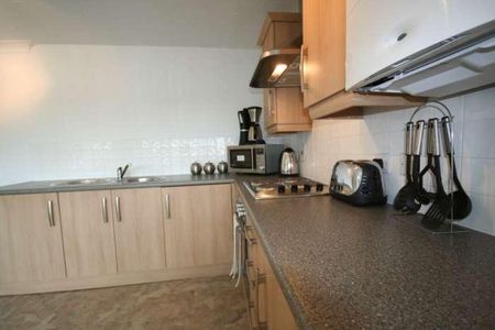 Elphins Drive, Wilderspool, WA4 - Photo 5