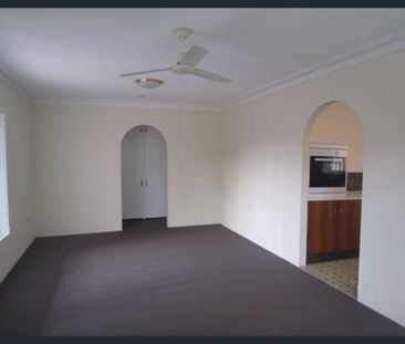 Southport - 2 Bedroom Unit - Photo 2